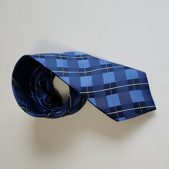 Nicole Miller Silk Tie - Picture 5 of 5
